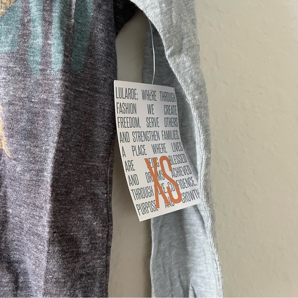 Lularoe Randy Top - Picture 4 of 4